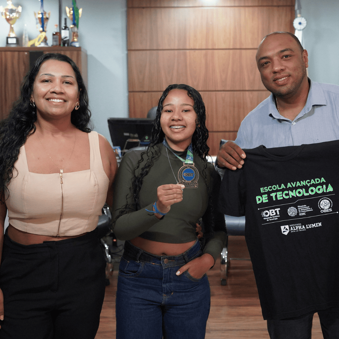 Jovem de Sarandi conquista medalha de ouro na Olimpíada Brasileira de Tecnologia